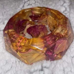 Rose pedal ashtray🌹